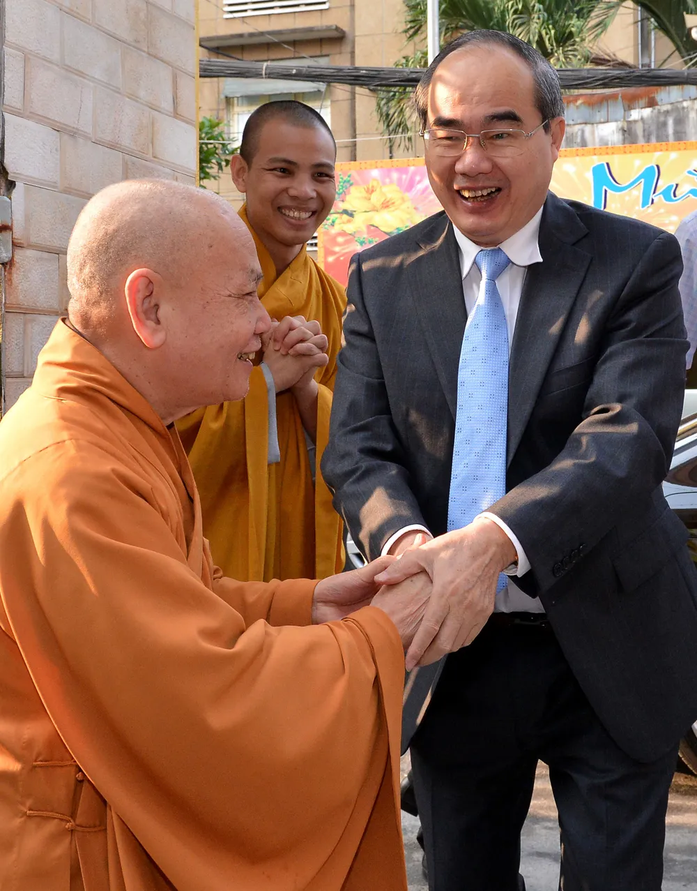 Bí thư Thành ủy TPHCM Nguyễn Thiện Nhân thăm, chúc tết hòa thượng, giám mục ảnh 1