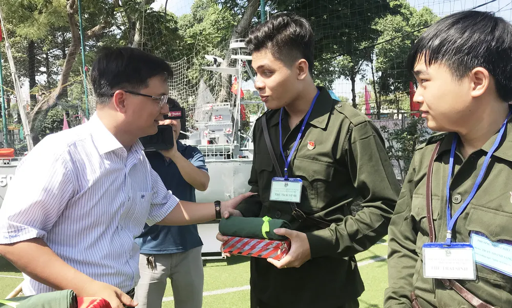 Ngày mai, gần 4.500 thanh niên TPHCM lên đường nhập ngũ ảnh 6