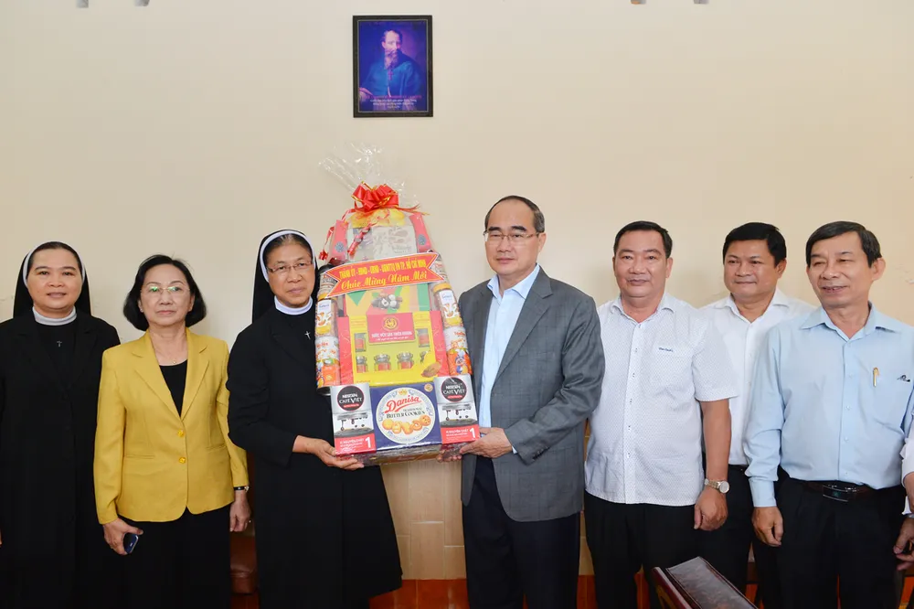 Bí thư Thành ủy TPHCM Nguyễn Thiện Nhân: Giữ nguyên những công trình văn hóa, lịch sử ảnh 4