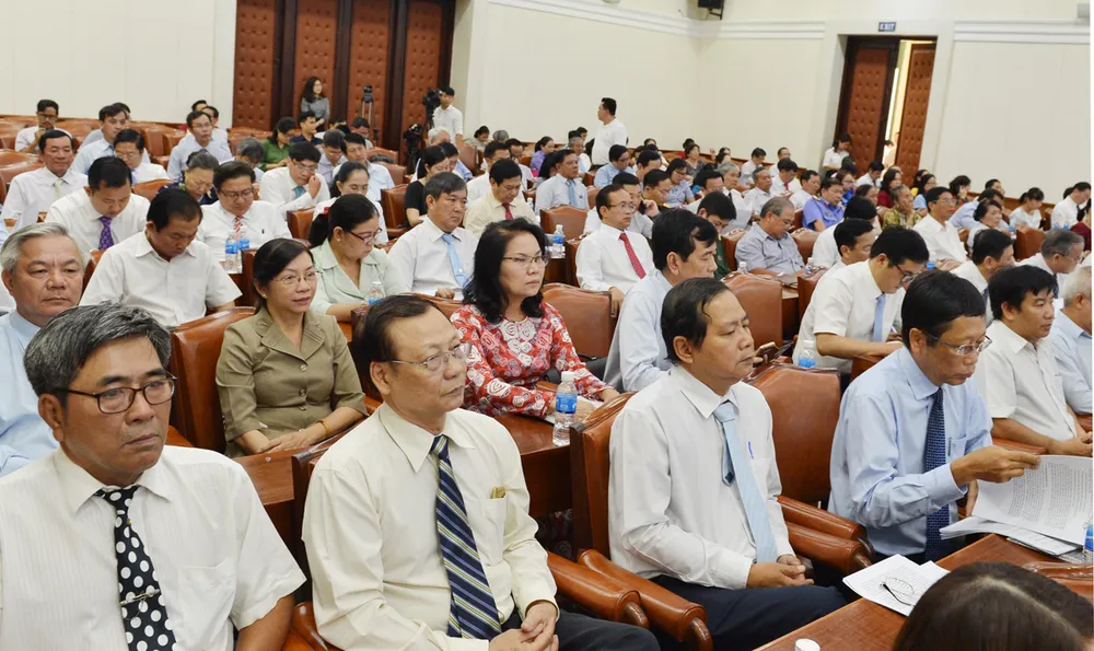 Bí thư Thành ủy TPHCM Nguyễn Thiện Nhân: Triệt để, đồng bộ và tăng tốc cải cách hành chính ảnh 2