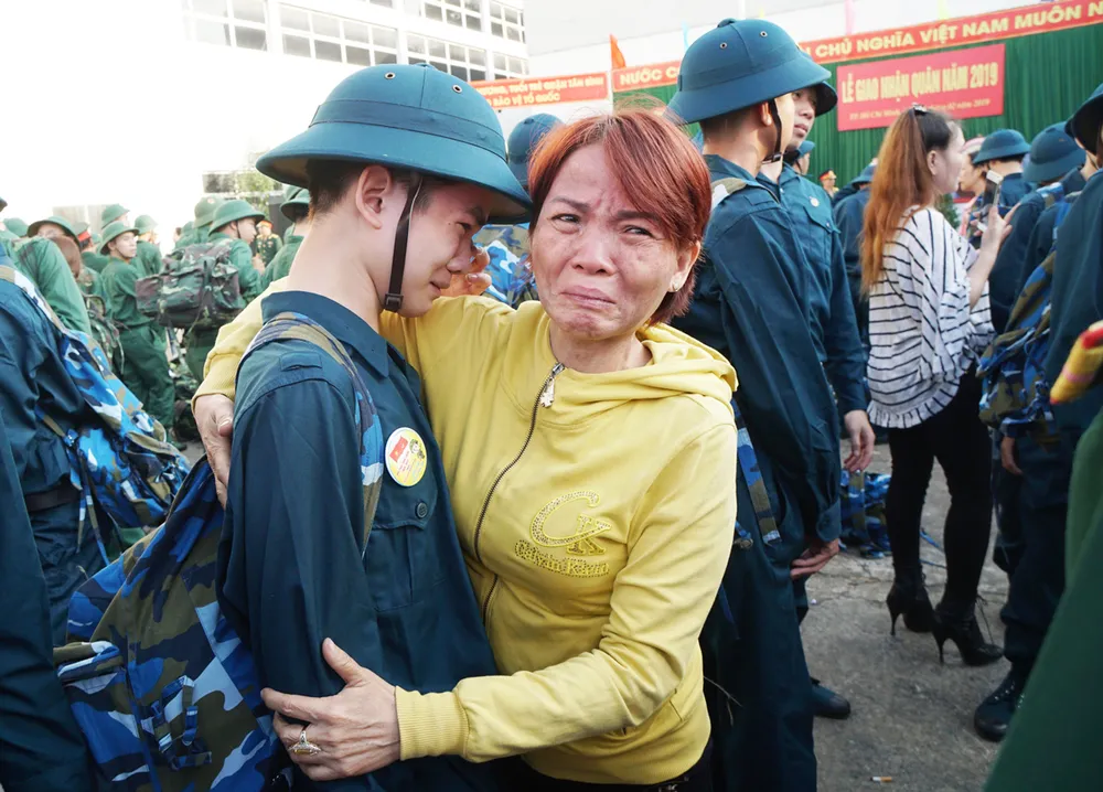 Gần 4.400 thanh niên TPHCM lên đường nhập ngũ ảnh 16