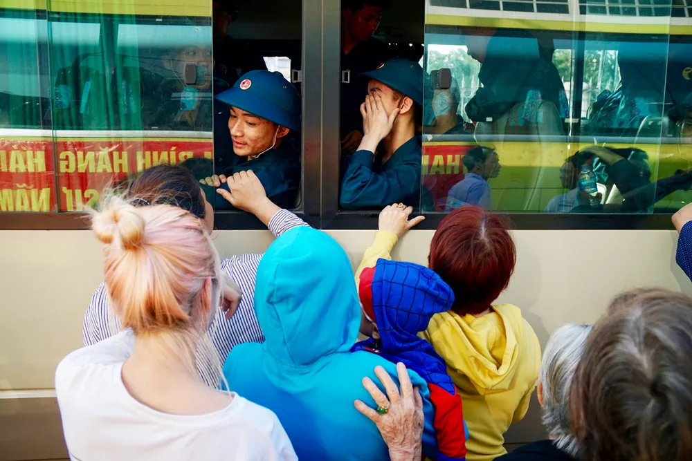 Gần 4.400 thanh niên TPHCM lên đường nhập ngũ ảnh 21