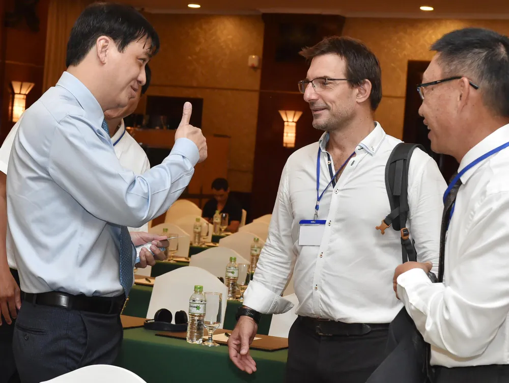 Bí thư Thành ủy Nguyễn Thiện Nhân: Cần hình thành một chiến lược phát triển cây xanh TPHCM ảnh 6