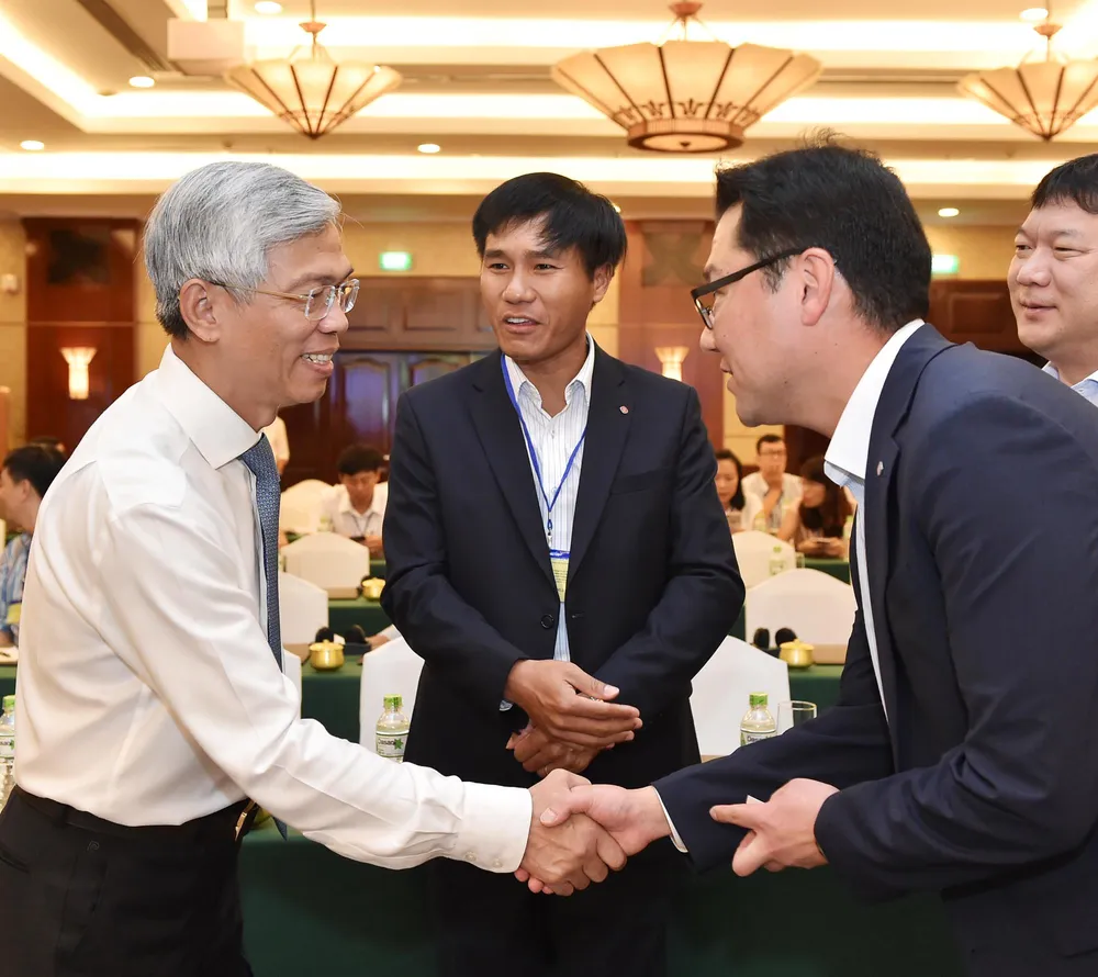 Bí thư Thành ủy Nguyễn Thiện Nhân: Cần hình thành một chiến lược phát triển cây xanh TPHCM ảnh 5