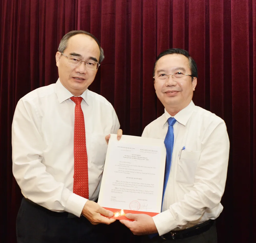 TPHCM có thêm 5 Thành ủy viên ảnh 1