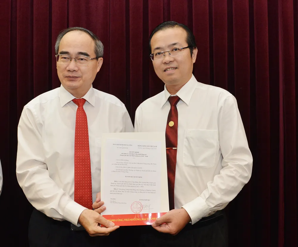 TPHCM có thêm 5 Thành ủy viên ảnh 5