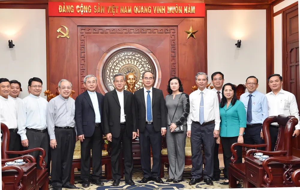 Bí thư Thành ủy TPHCM Nguyễn Thiện Nhân tiếp Đức Tổng Giám mục Tổng Giáo phận TPHCM Nguyễn Năng ảnh 1