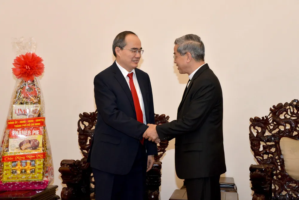 Bí thư Thành ủy TPHCM Nguyễn Thiện Nhân thăm, chúc tết các tổ chức, chức sắc tôn giáo ảnh 2