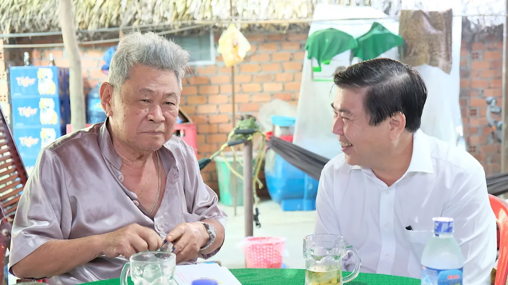 Chủ tịch UBND TPHCM Nguyễn Thành Phong thăm, chúc tết người dân Khu Công nghệ cao ảnh 1