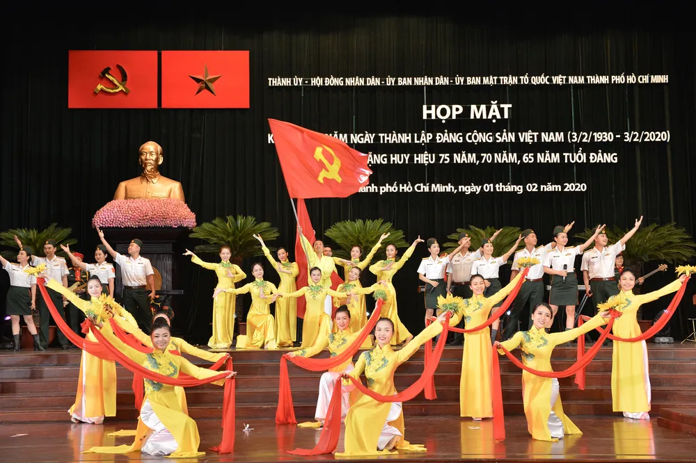 Bí thư Thành ủy TPHCM Nguyễn Thiện Nhân: Tạo dựng niềm tin của nhân dân ảnh 1