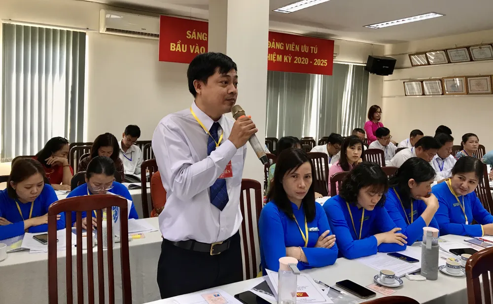 Tiến tới cấp thẻ bảo hiểm xã hội điện tử ảnh 1