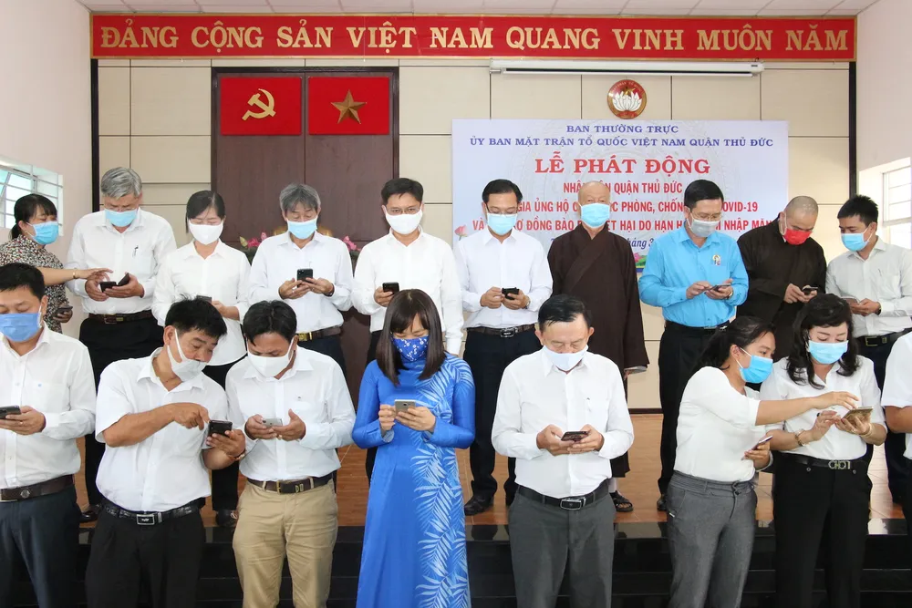 Đóng góp nhu yếu phẩm, vật dụng cho khu cách ly tại Đại học Quốc gia TPHCM ảnh 2