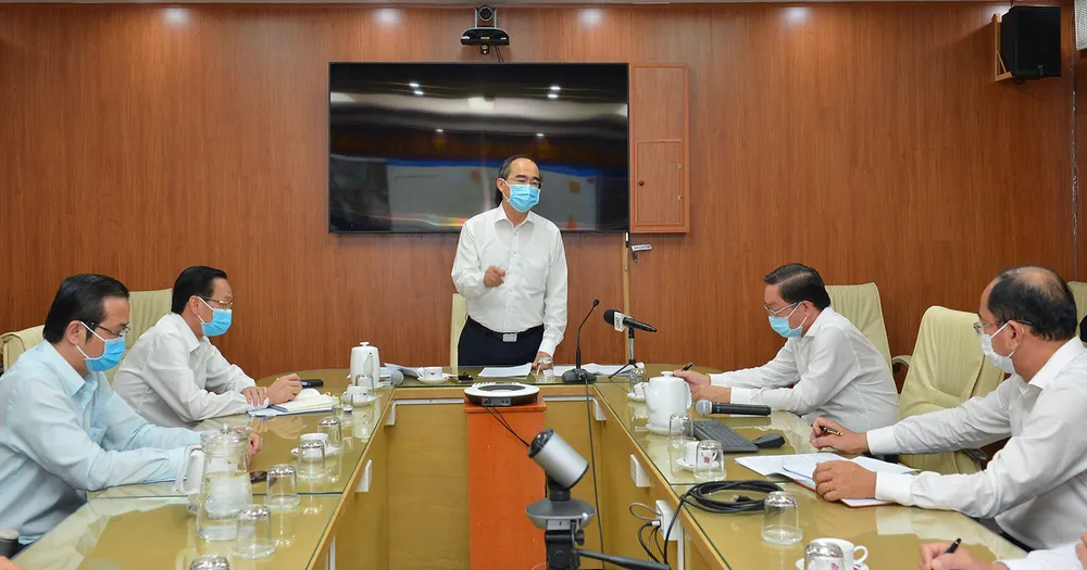 Xây dựng quy tắc thích ứng với nguy cơ lây nhiễm nhưng không có dịch ảnh 1