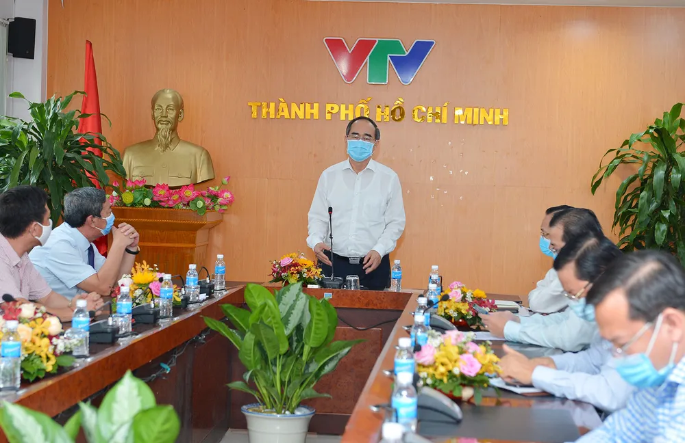 Xây dựng quy tắc thích ứng với nguy cơ lây nhiễm nhưng không có dịch ảnh 6