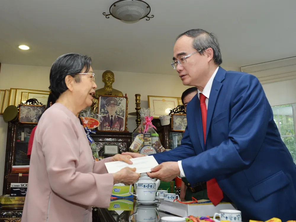 Trân trọng những hy sinh cho ngày thống nhất ảnh 1