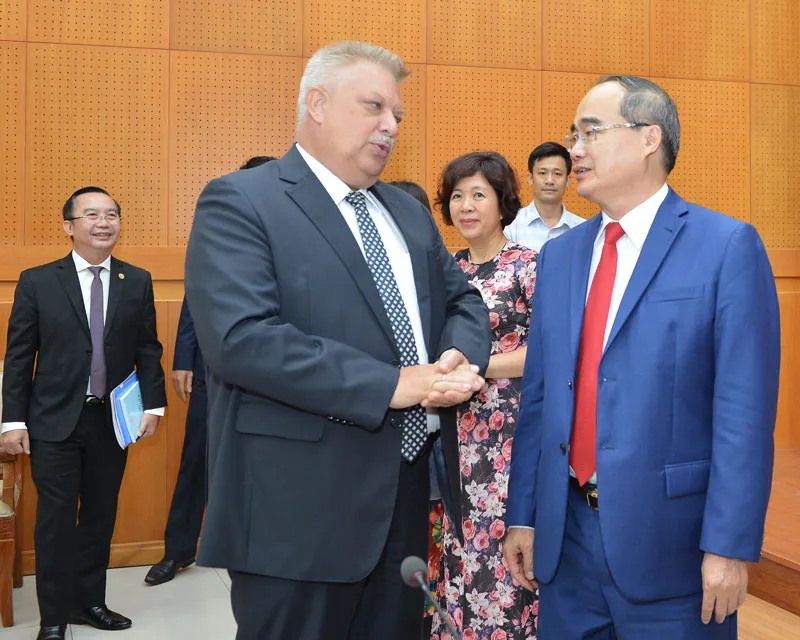 Vun đắp mối quan hệ bền chặt giữa TPHCM - Saint Petersburg ảnh 3