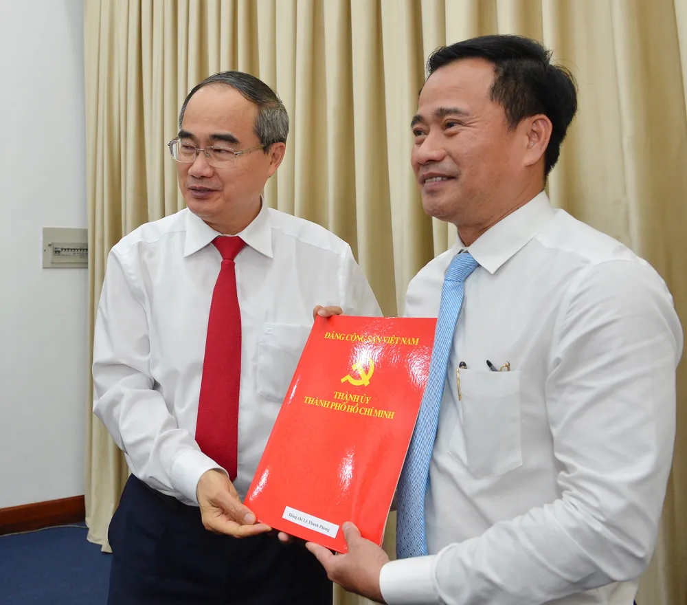 Ban Bí thư chỉ định bổ sung 2 Ủy viên Ban Chấp hành Đảng bộ TPHCM ảnh 1