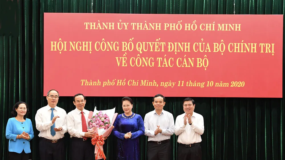 Chủ tịch Quốc hội Nguyễn Thị Kim Ngân: Quyết định với đồng chí Nguyễn Văn Nên được Bộ Chính trị cân nhắc kỹ ảnh 1