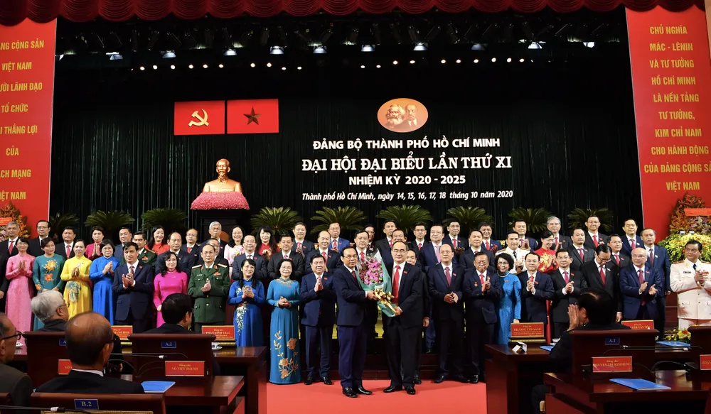 Tân Bí thư Thành ủy TPHCM Nguyễn Văn Nên chính thức ra mắt ảnh 1