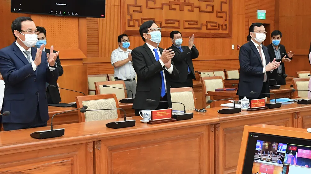 Bí thư Thành ủy TPHCM Nguyễn Văn Nên họp trực tuyến với Thống đốc thành phố Saint Petersburg ảnh 4