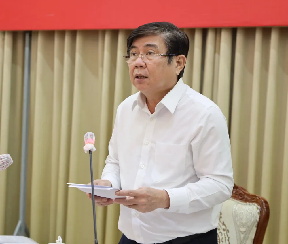 Chủ tịch UBND TPHCM Nguyễn Thành Phong: TPHCM thực hiện Chỉ thị 16 thêm 9 ngày nữa ảnh 1