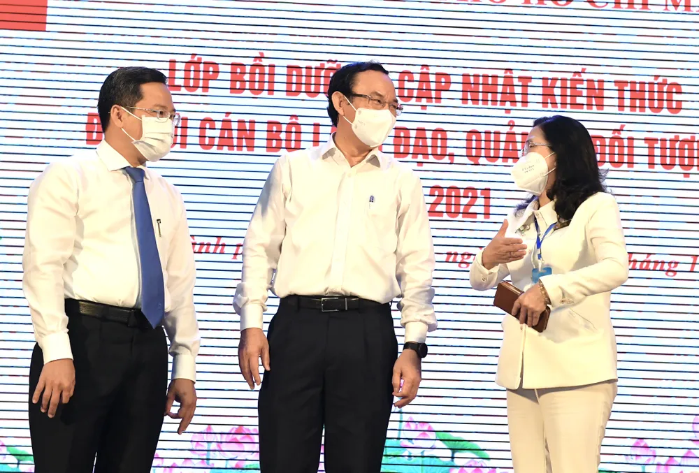 Bí thư Thành ủy TPHCM Nguyễn Văn Nên: Dẹp lo lắng vô cớ, thực hiện nhiệm vụ giai đoạn tới với tâm thế mới ảnh 2