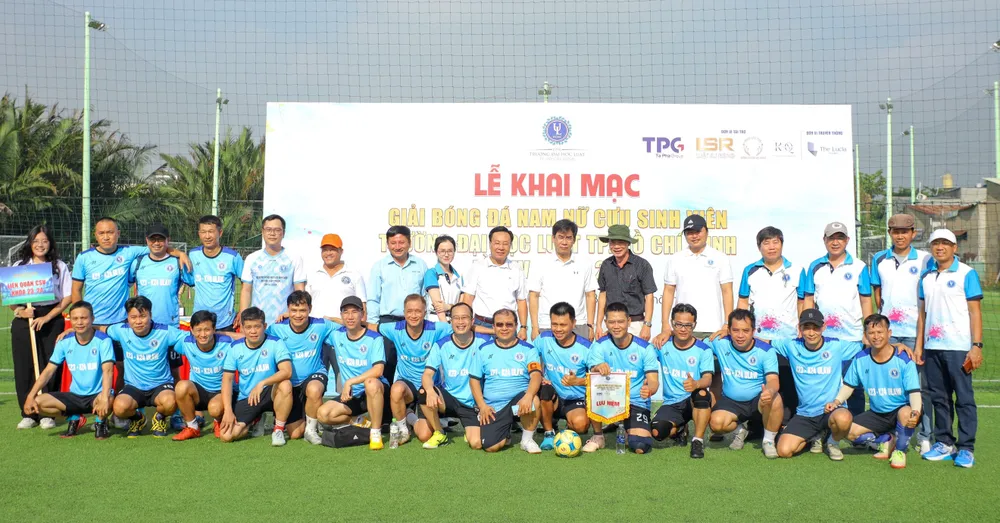 Giải bóng đá 1.jpg