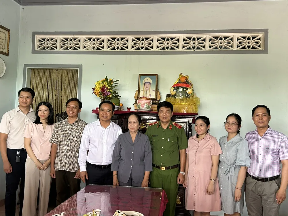 Đại tá Lý 1.jpg