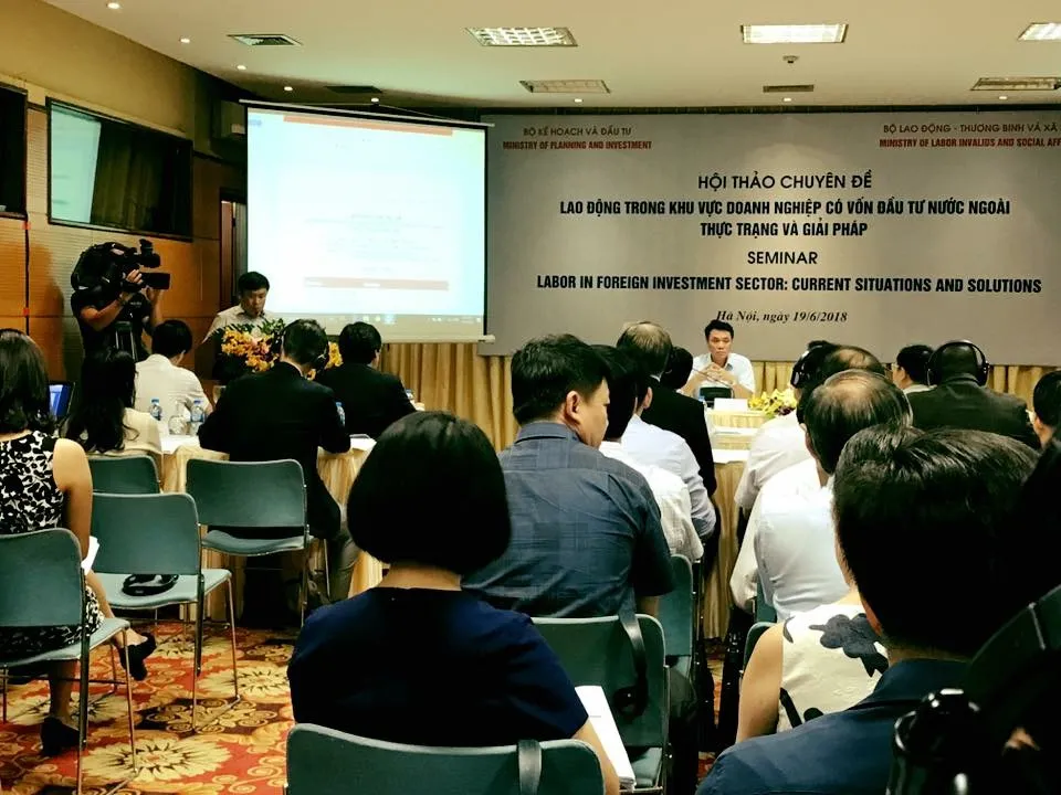 Quang cảnh buổi hội thảo