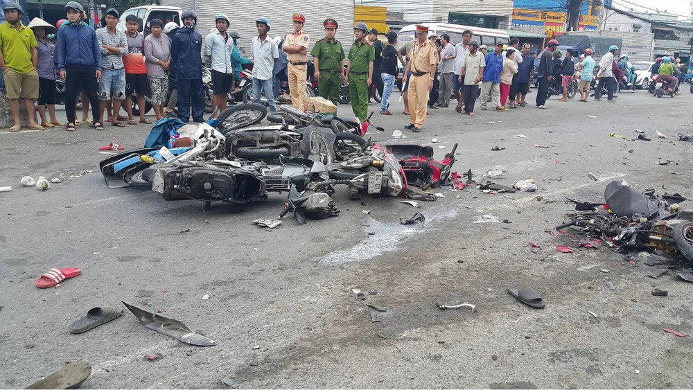 Bộ GT-VT: Xe kinh doanh vận tải ứng dụng hợp đồng điện tử đều là taxi ảnh 2