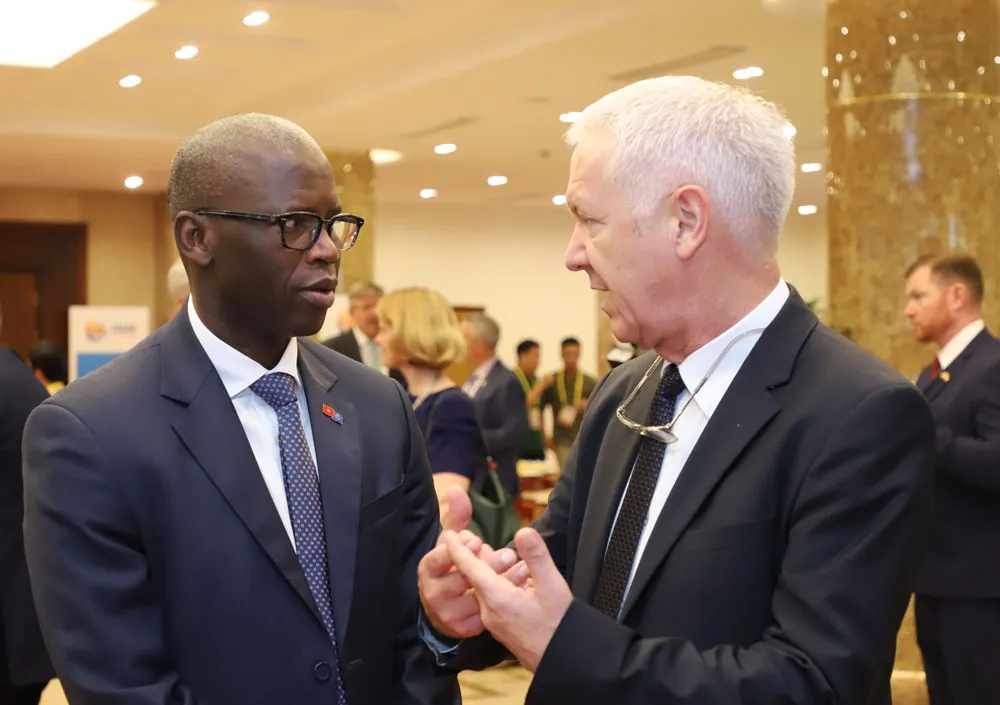 Bản lĩnh của Cộng đồng ASEAN được thể hiện rõ nét, gắn kết chặt chẽ các thành viên ảnh 5