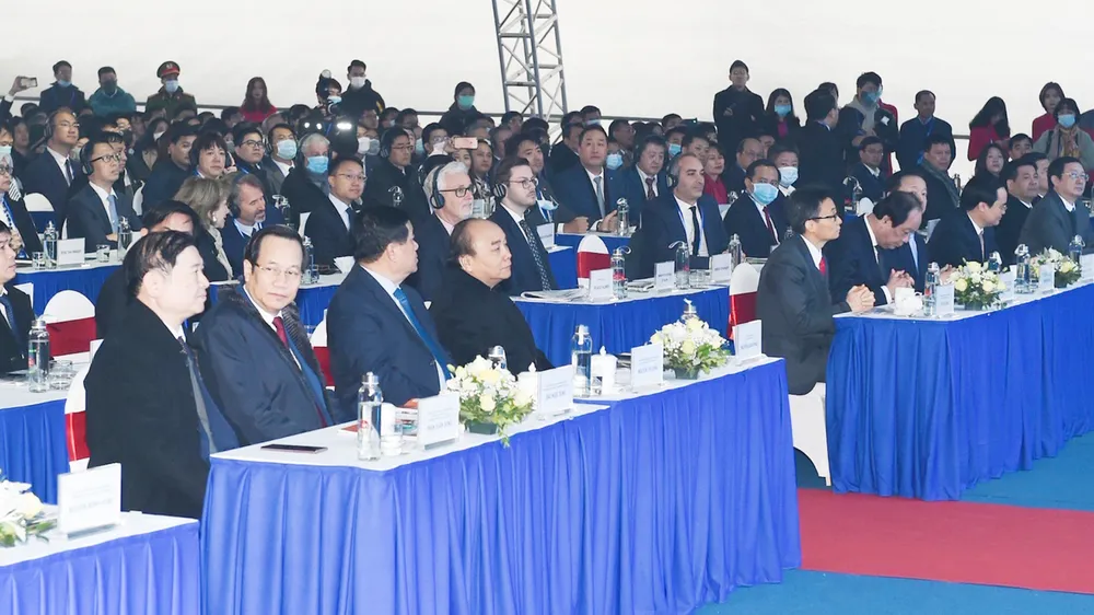 Thủ tướng bấm nút khai trương Triển lãm quốc tế đổi mới sáng tạo Việt Nam 2021 và khởi công Trung tâm Đổi mới sáng tạo Quốc gia ảnh 1