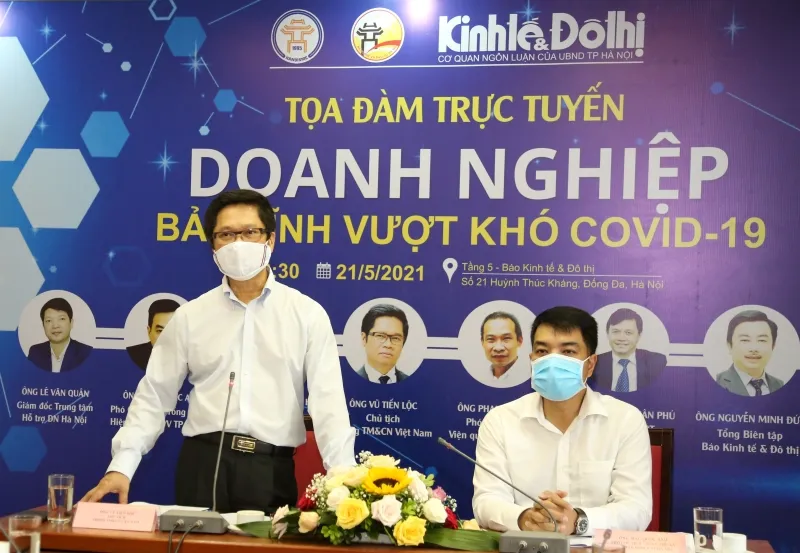 Chủ tịch Phòng Thương mại và Công nghiệp Việt Nam (VCCI) Vũ Tiến Lộc  phát biểu tại tọa đàm 