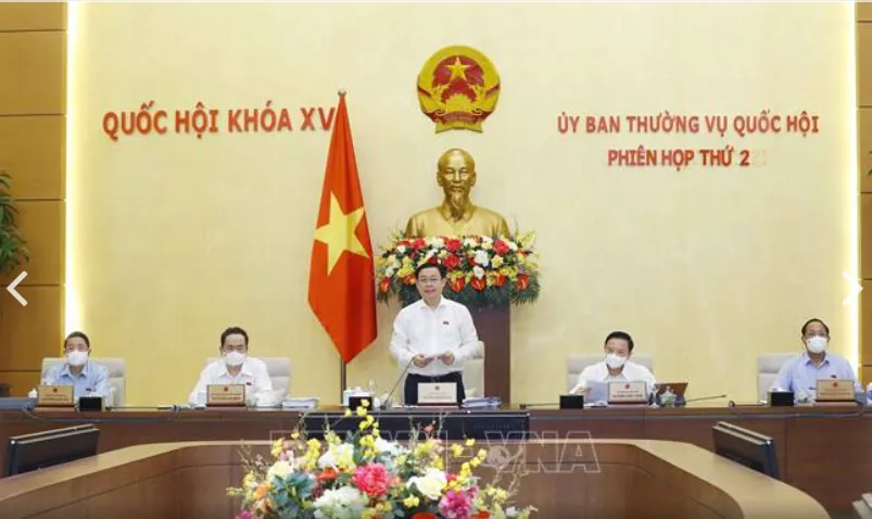 Ủy ban Thường vụ Quốc hội khai mạc phiên họp thường kỳ đầu tiên ảnh 1