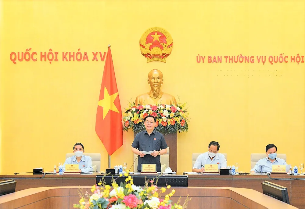 Chủ tịch Quốc hội Vương Đình Huệ chủ trì cuộc họp