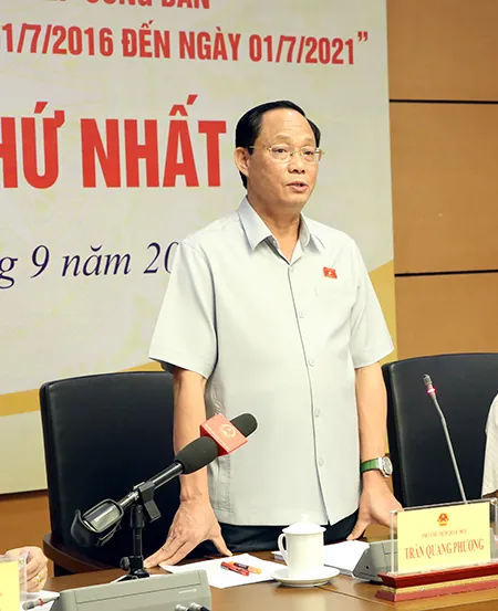 Công bố nghị quyết lập đoàn giám sát về sắp xếp các đơn vị hành chính cấp huyện, cấp xã ảnh 1