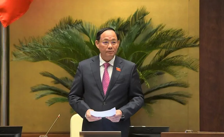 Phó Chủ tịch Quốc hội, Thượng tướng Trần Quang Phương điều hành phiên họp