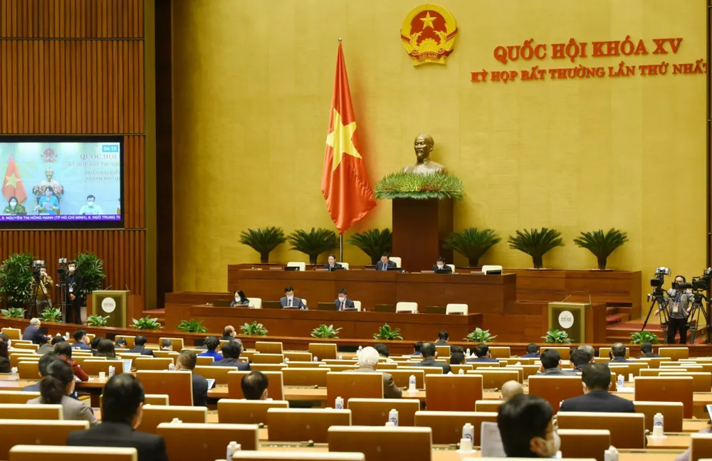 Thận trọng trước nguy cơ lãng phí nguồn lực đất đai  ​ ảnh 1