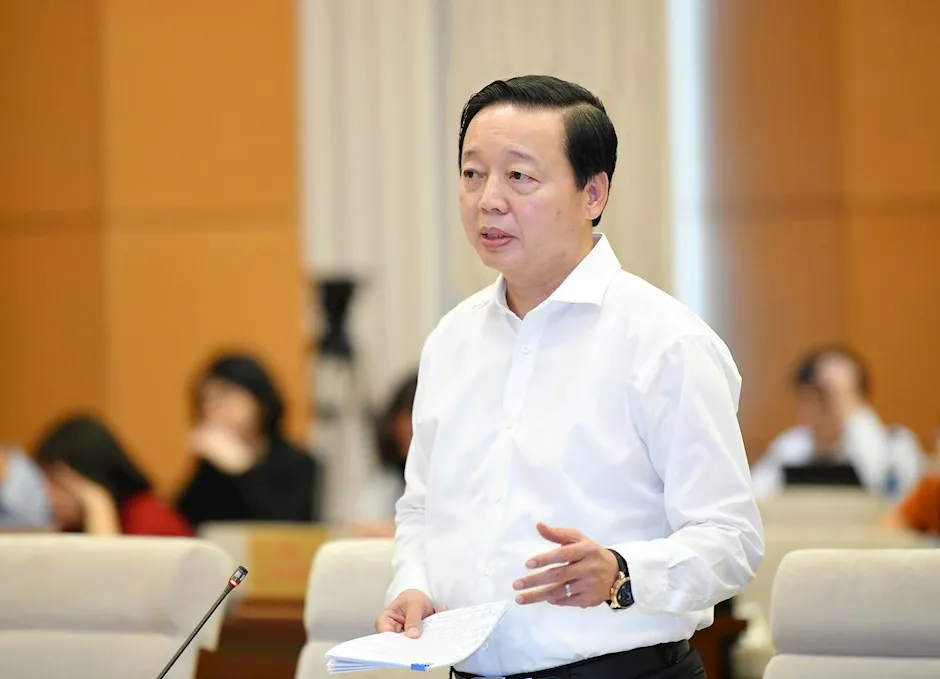 Bộ trưởng Bộ TN-MT Trần Hồng Hà, Trưởng ban soạn thảo dự án Luật Đất đai (sửa đổi)