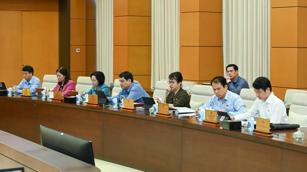 Đề nghị Quốc hội xem xét thời hiệu xử lý kỷ luật đối với cán bộ, công chức tại kỳ họp thứ 4 ảnh 1