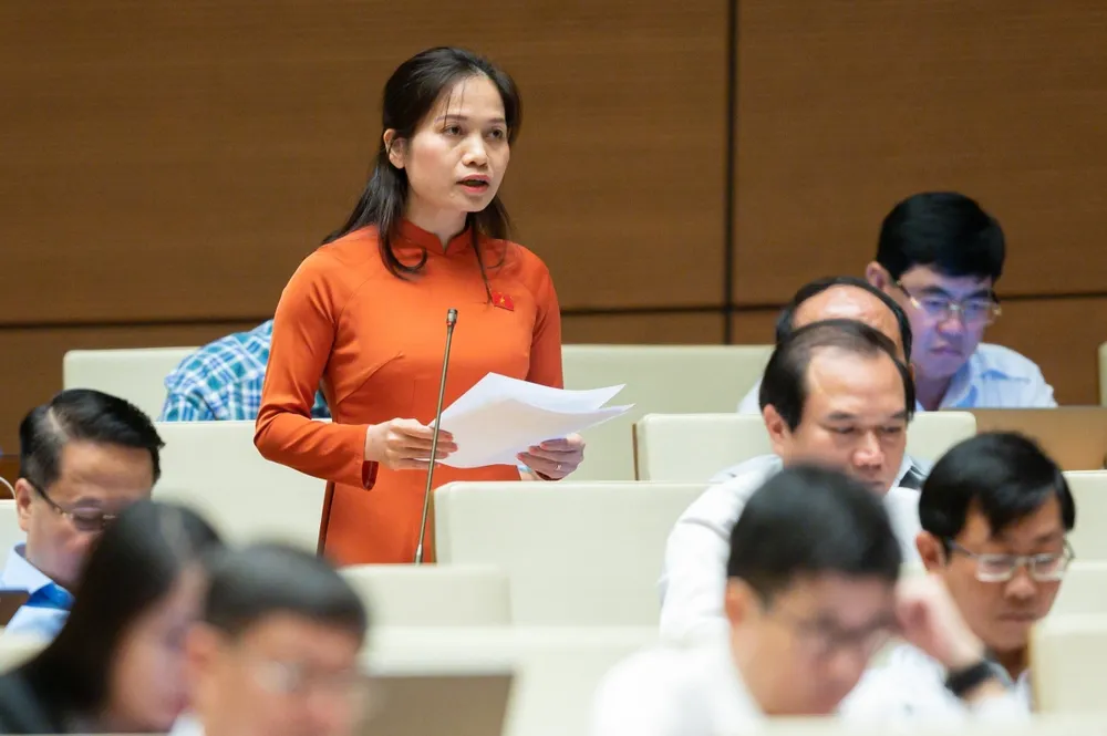 Phải có những phát súng chỉ thiên để không ai dám vượt qua lằn ranh thể chế ảnh 1