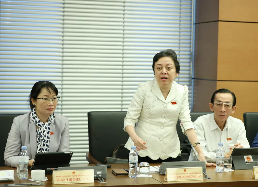 Bảo vệ người tiêu dùng yếu thế: Quy định hay, thực hiện khó  ​ ảnh 3