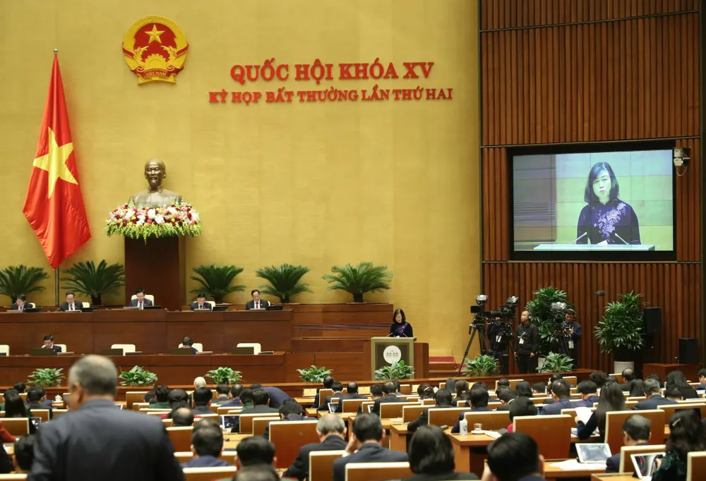 Quang cảnh hội trường Diên Hồng