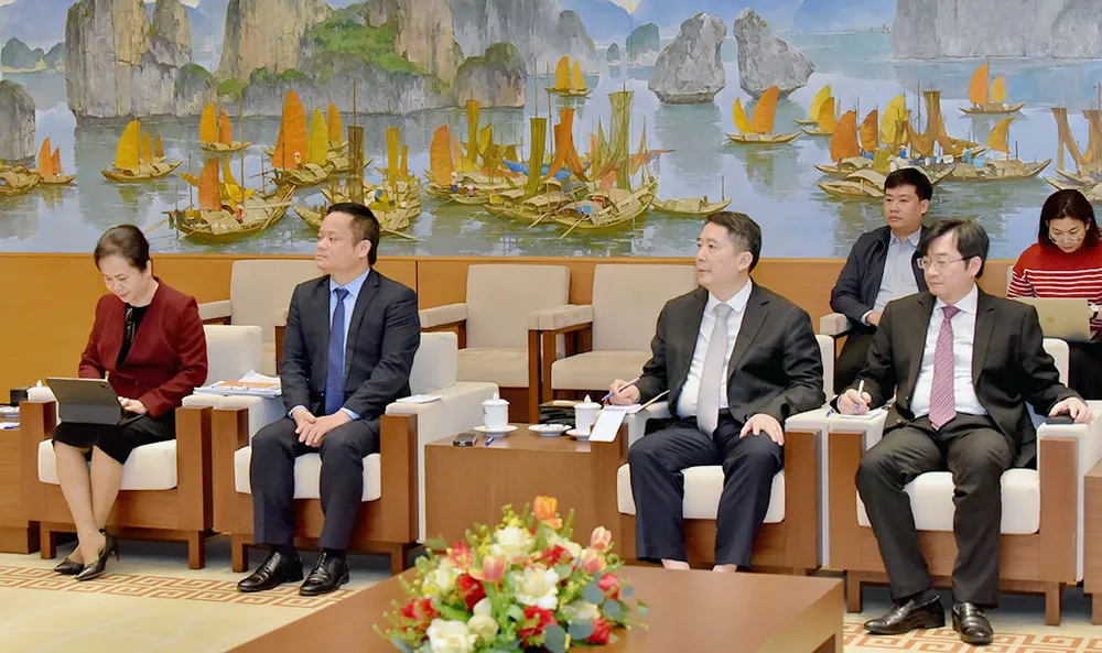 Đoàn đại biểu Việt Nam tham dự buổi tiếp