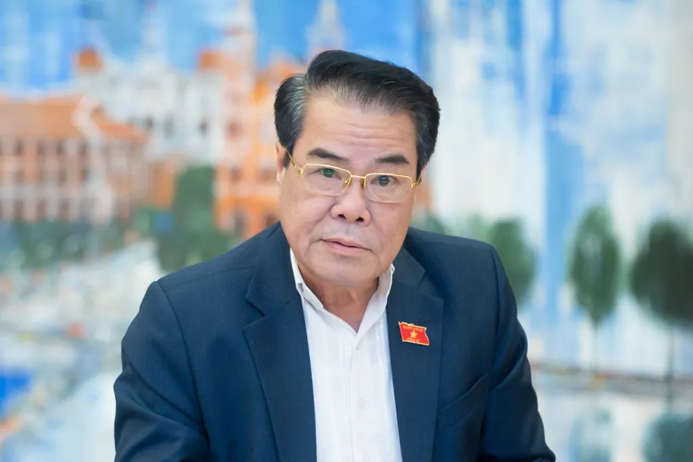 Trưởng Ban Dân nguyện Dương Thanh Bình báo cáo về công tác dân nguyện tháng 2-2023 Trưởng Ban Dân nguyện Dương Thanh Bình báo cáo về công tác dân nguyện tháng 2-2023