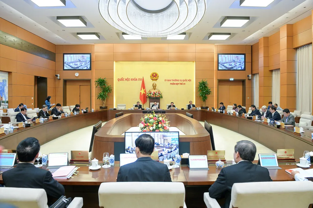 Quang cảnh phiên họp