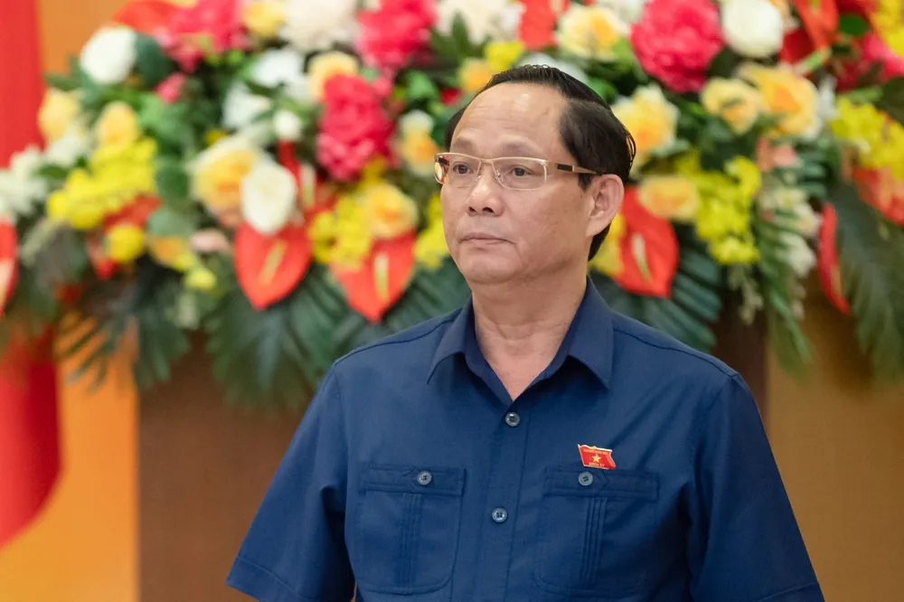 Phó Chủ tịch Quốc hội Trần Quang Phương nhận định, nhiều kiến nghị của cử tri đã được các bộ, ngành tiếp thu, triển khai nhiều biện pháp giải quyết nhưng chuyển biến còn chậm