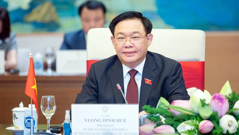 Chủ tịch Quốc hội Vương Đình Huệ phát biểu tại cuộc hội kiến Chủ tịch Quốc hội Vương Đình Huệ phát biểu tại cuộc hội kiến