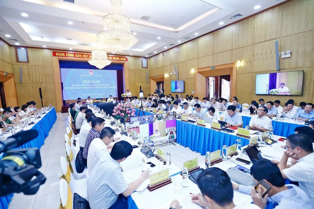 Quang cảnh hội nghị