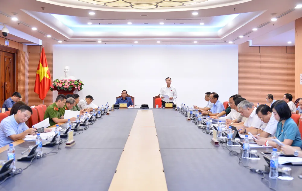 Quang cảnh phiên họp